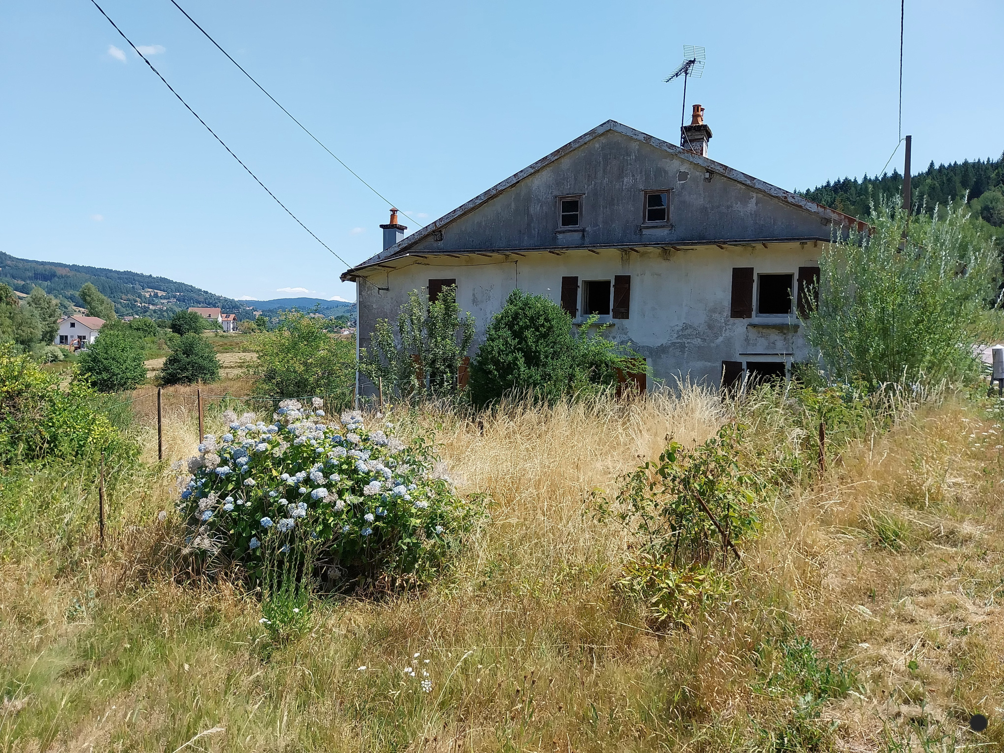 Ferme à rénover de 1763 - Le Syndicat